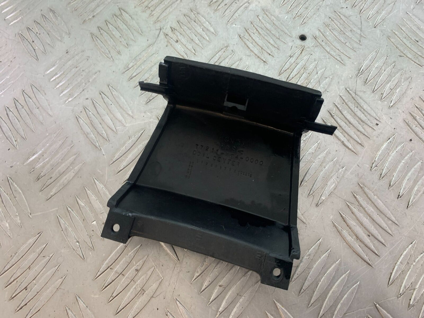 HONDA VFR750 VFR 750 FL-M-N-P TAIL PIECE JOINER   YEAR 1990-93 (CMB1093)