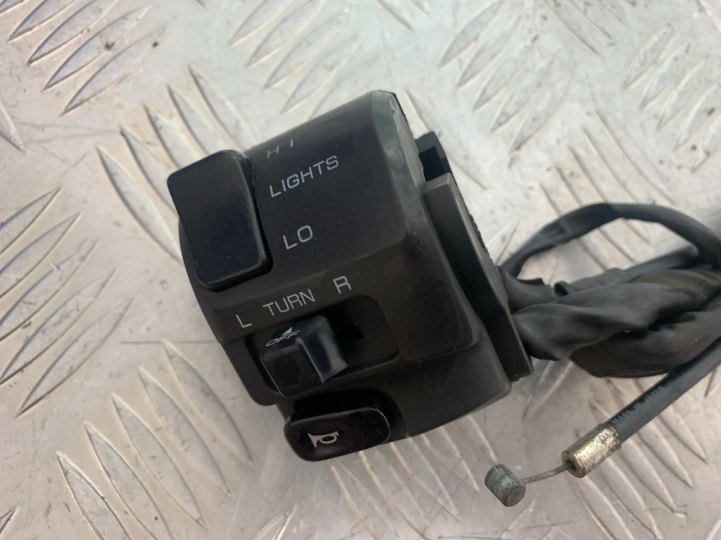 KAWASAKI ZX6R ZX6 F LEFT SWITCH GEAR  YEAR 1995-1997 (CMB1169)