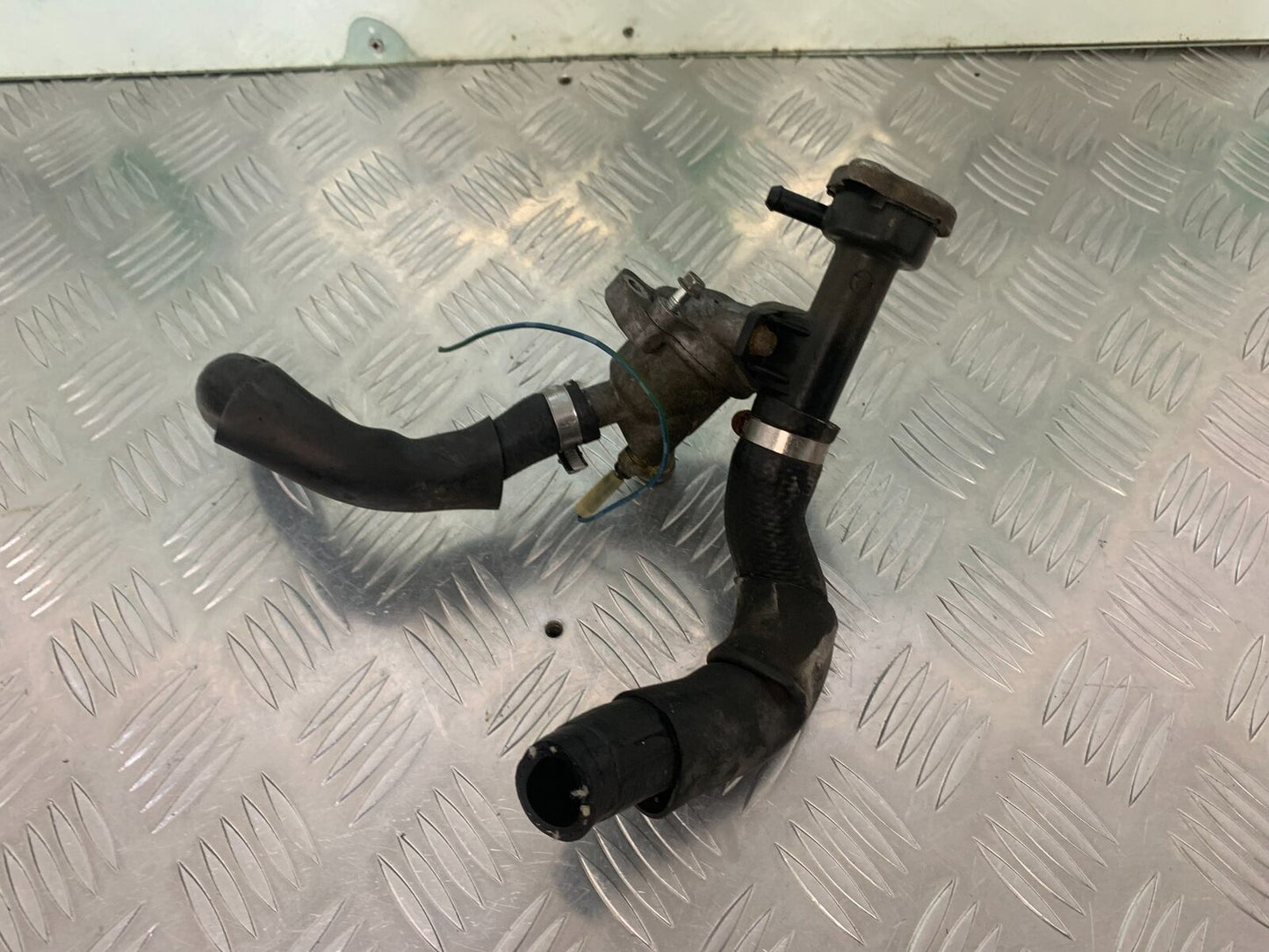 HONDA CBR 400 NC23 TRI-ARM THERMOSTAT   YEAR 1987-89 (STOCK 969)