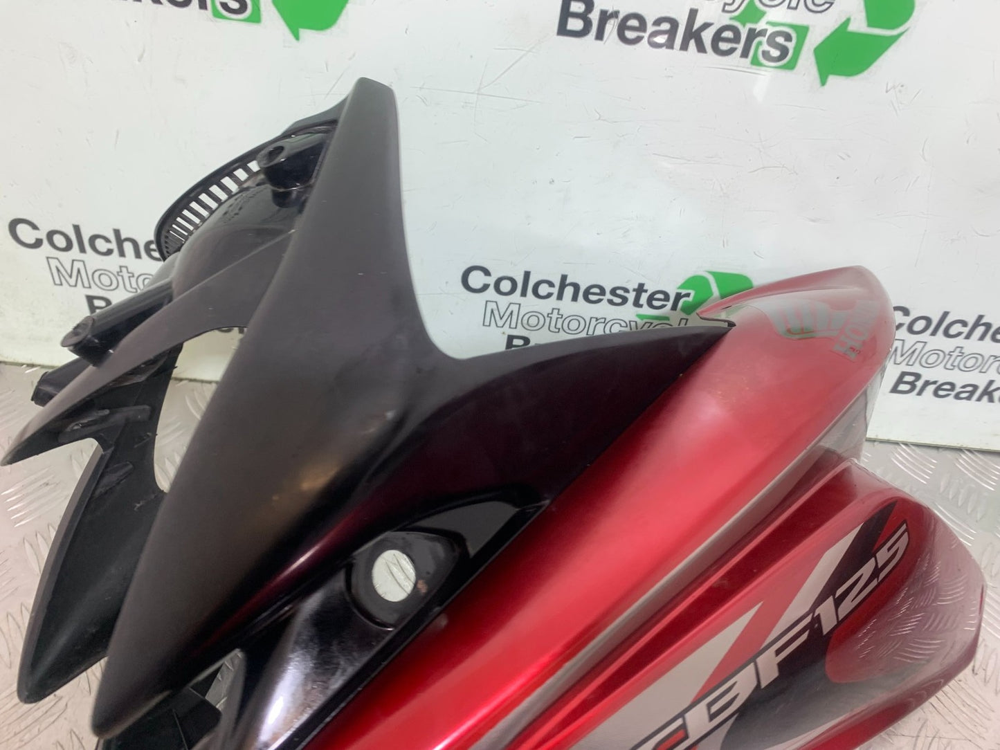 HONDA CBF125 CBF 125 LEFT AND CENTER FAIRING PANELS YEAR 2009-14 (CMB1182)