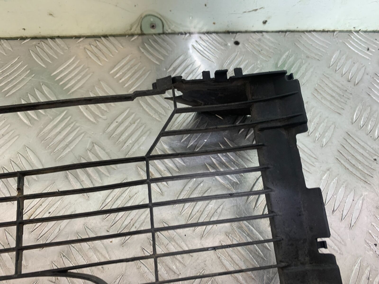 HONDA CBR600 CBR 600 F2 RADIATOR GRILL YEAR 1991-1993 (CMB1114)