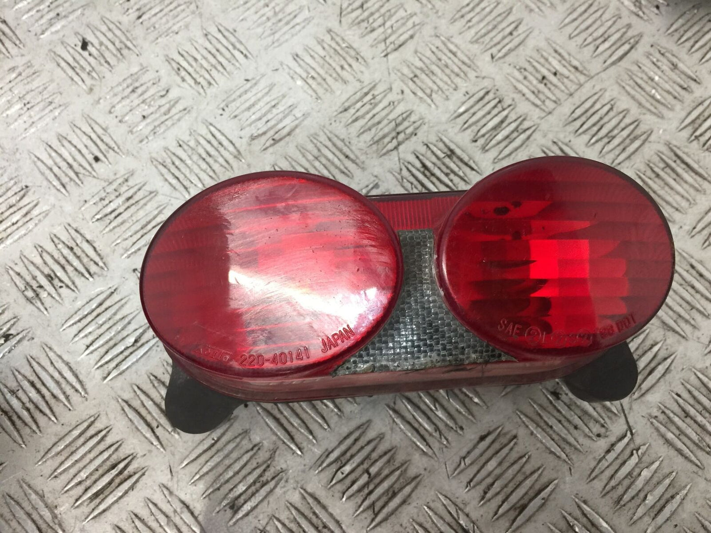 KAWASAKI ZX9R ZX9 C REAR LIGHT YEAR 1998-99 (STOCK 903)