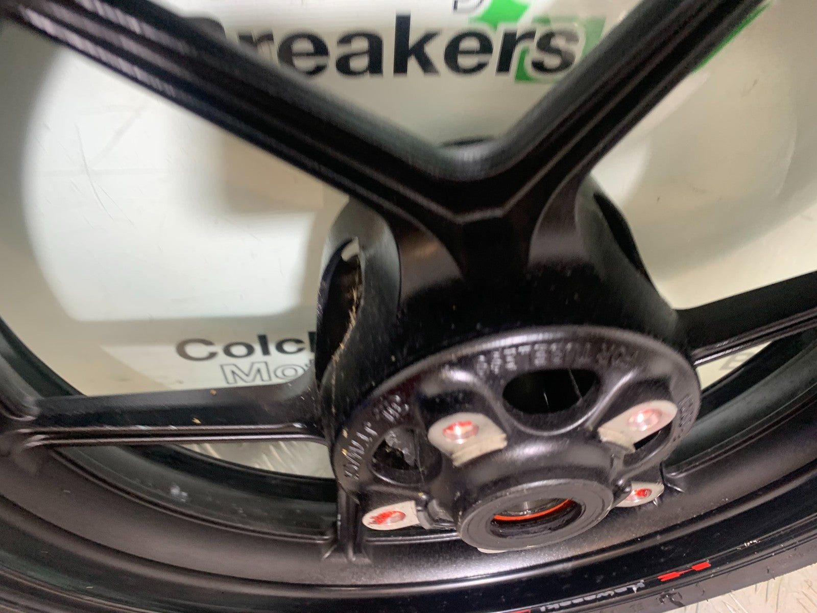 KAWASAKI ZX10R ZX10 R FRONT WHEEL   2008-2010 (CMB1206)