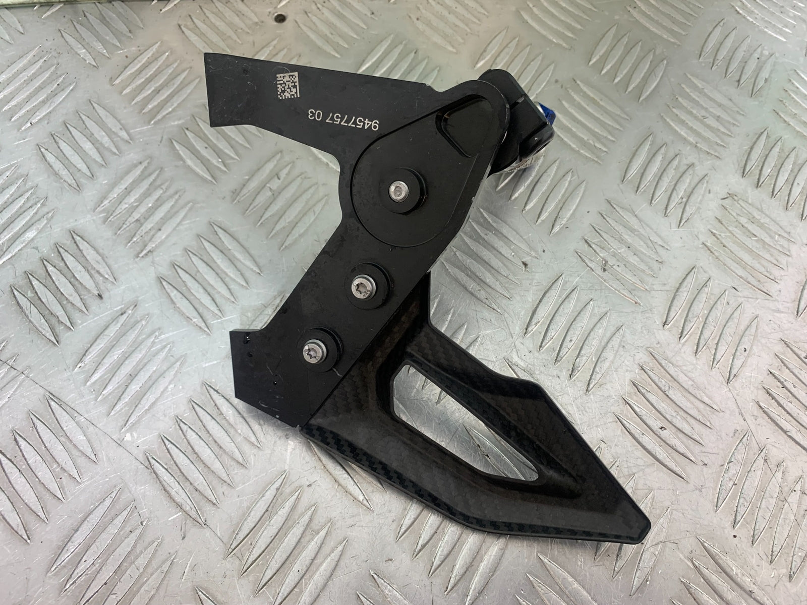 BMW M1000 R  LEFT FRONT HANGER HANGER YEAR 2023-2024 (CMB1140)