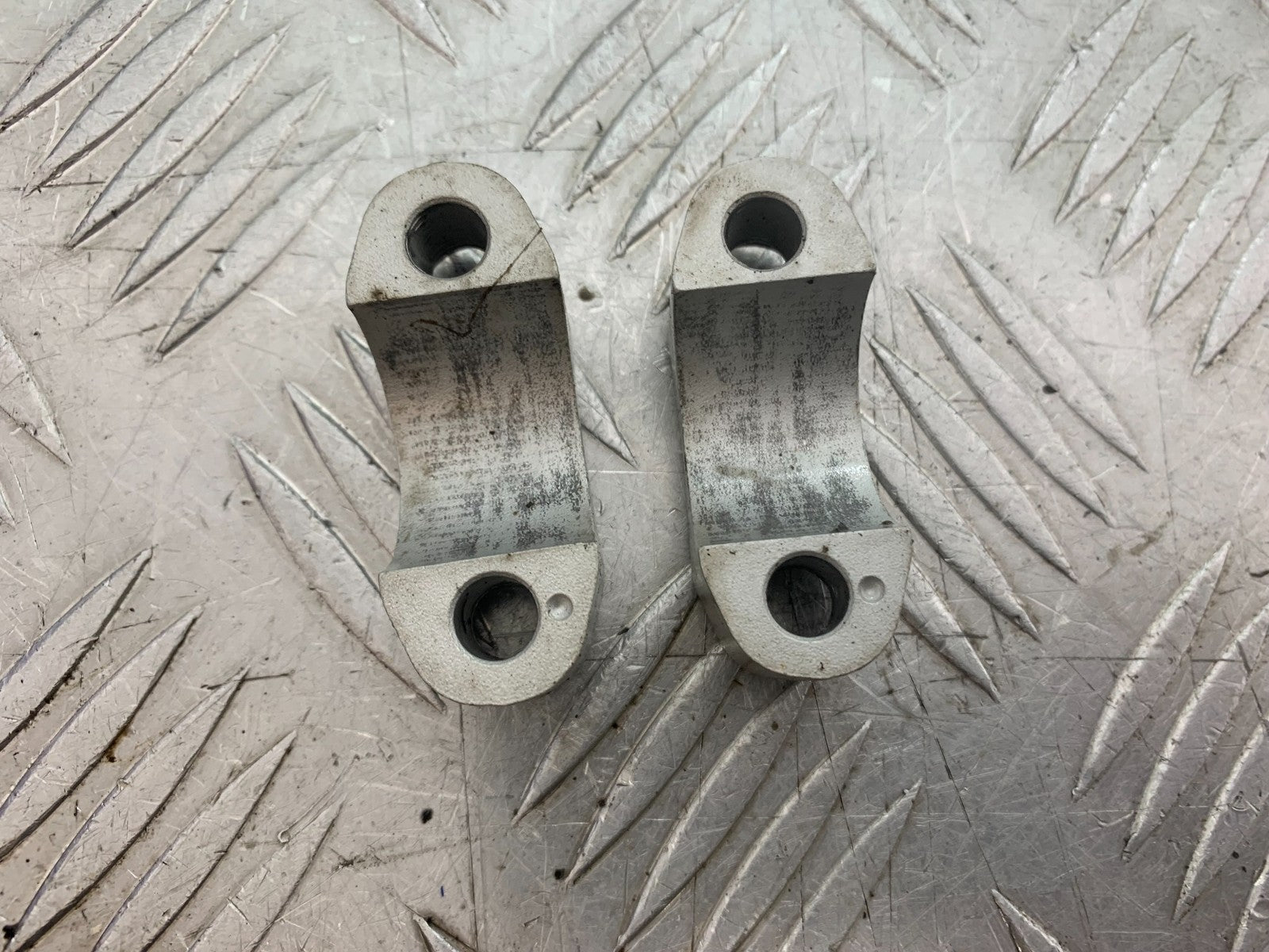 BENELLI BN125 BN 125 HANDLEBAR CLAMPS YEAR 2018-2021 (CMB1245)