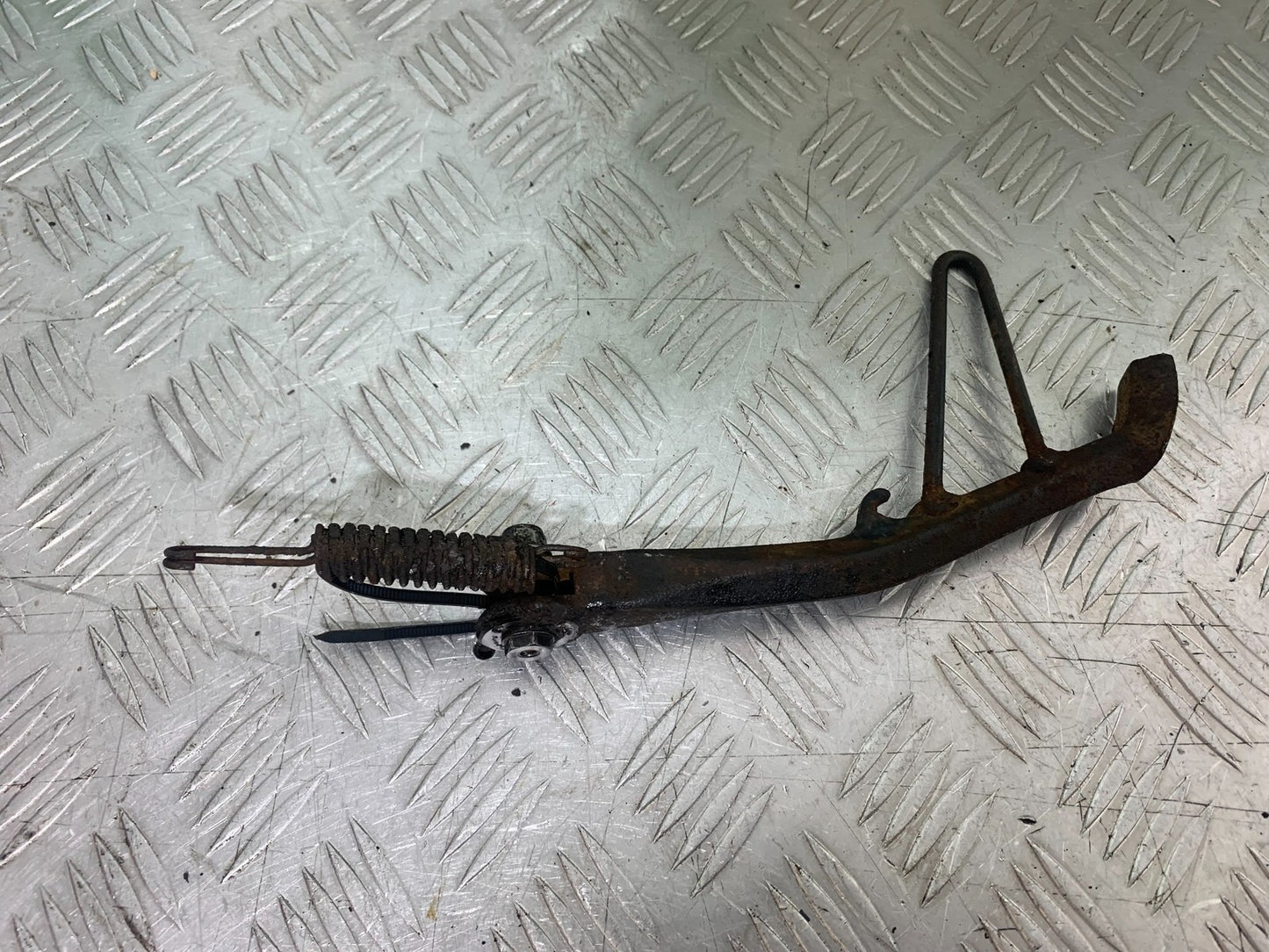 HONDA NT 700 V DEAUVILLE SIDE STAND   YEAR 2006-2011 (CMB1211)