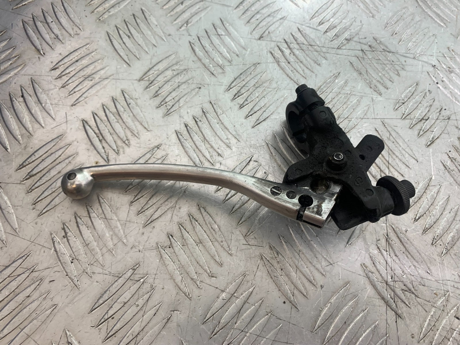 HONDA NT 700 V DEAUVILLE CLUTCH LEVER AND BRACKET   YEAR 2006-2011 (CMB1211)