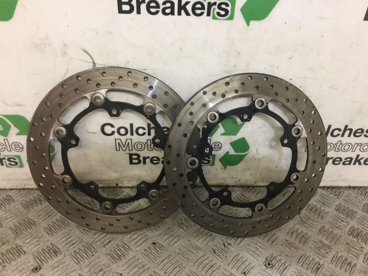 YAMAHA R6 5SL FRONT BRAKE DISCS  YEAR 2004 (STOCK 666)