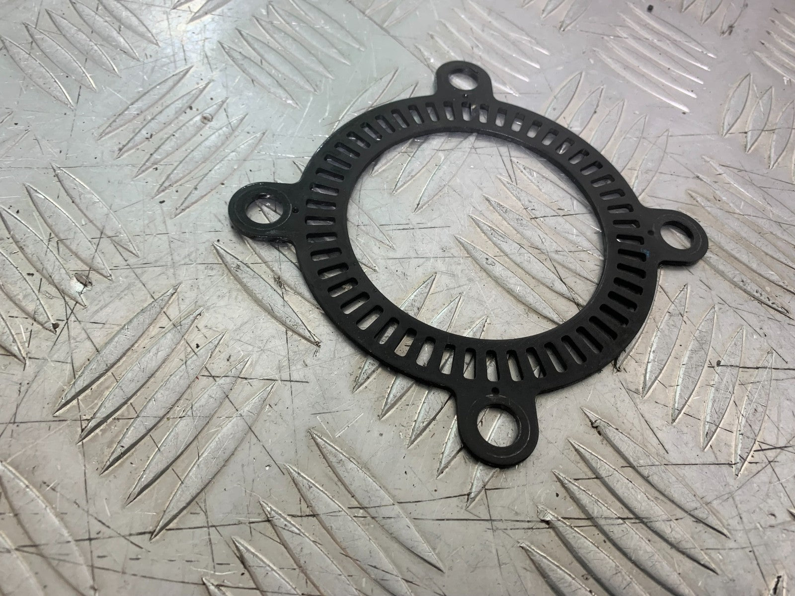 TRIUMPH TRIDENT 660 REAR ABS RING GEAR   YEAR 2021-2024 (CMB1295)