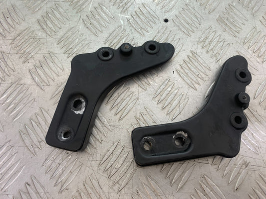 SINNIS HOODLUM 125 GRAB RAIL BRACKETS  YEAR 2021-2025 (CMB1196)