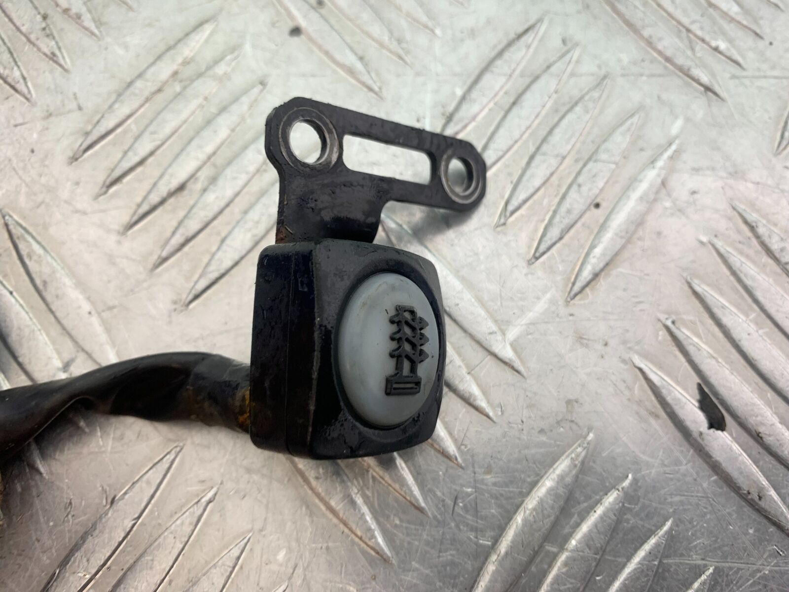 TRIUMPH TIGER 800 HEATED GRIP SWITCH YEAR 2011-2014 (CMB1113)