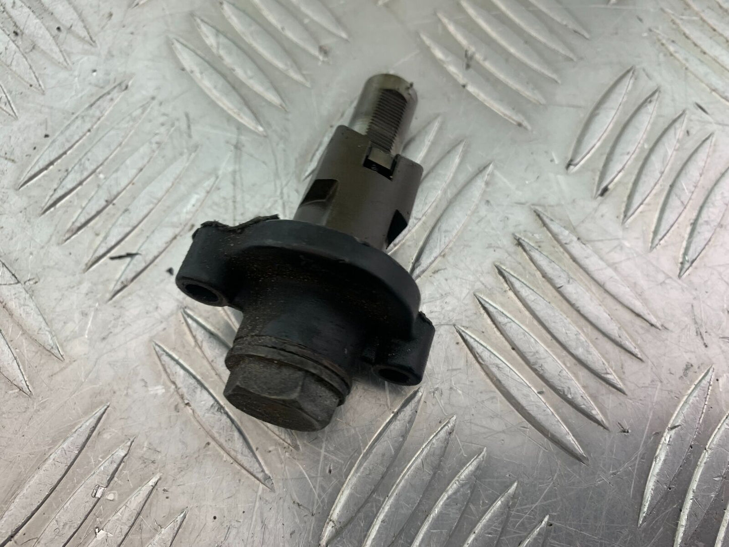 TRIUMPH 955i SPRINT ST CAM CHAIN TENSIONER  YEAR 1999-2004 (STOCK 735)