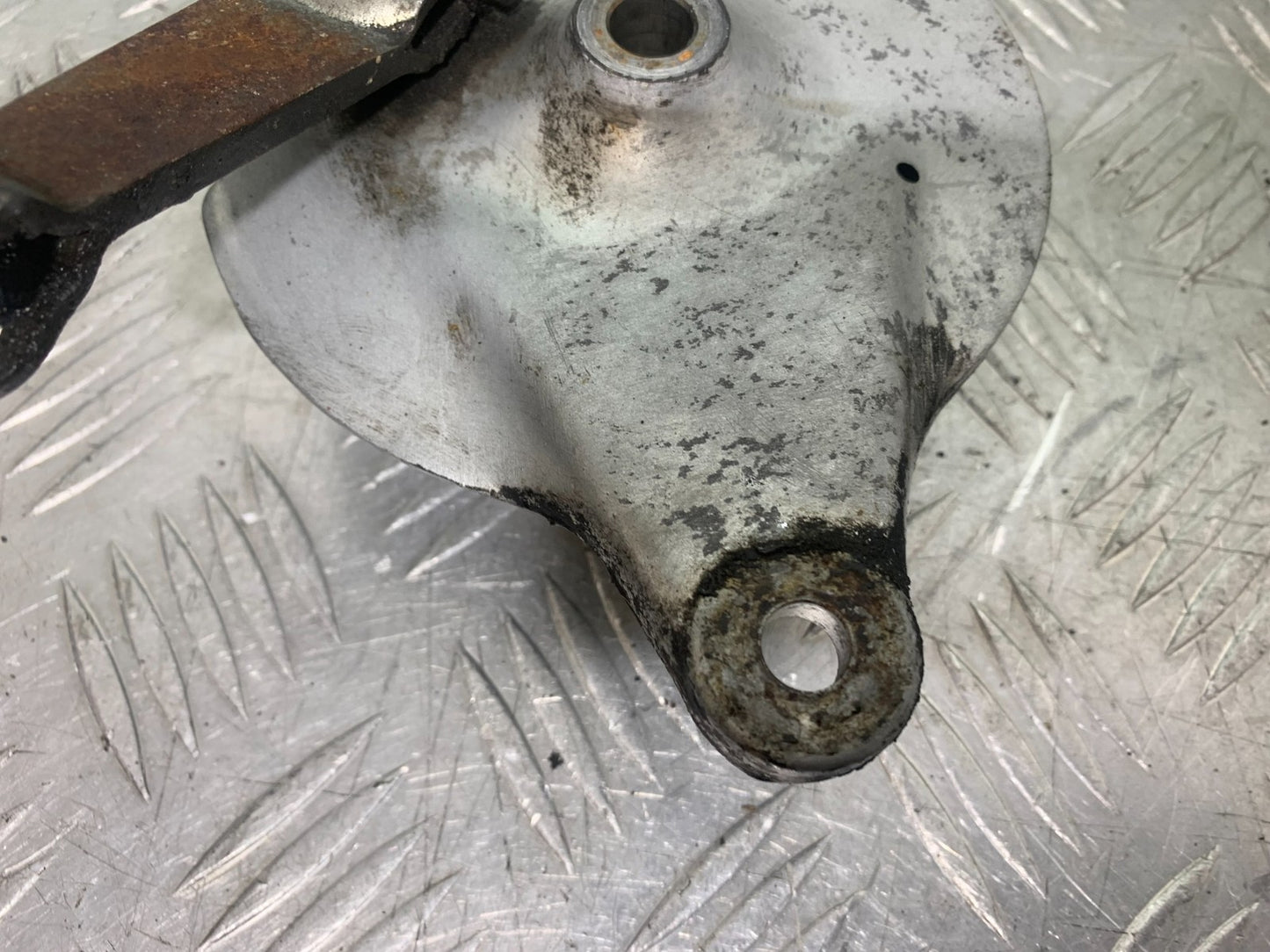 SUZUKI GP100 GP 100 REAR BRAKE HUB  YEAR 1978-1988 (CMB1259)