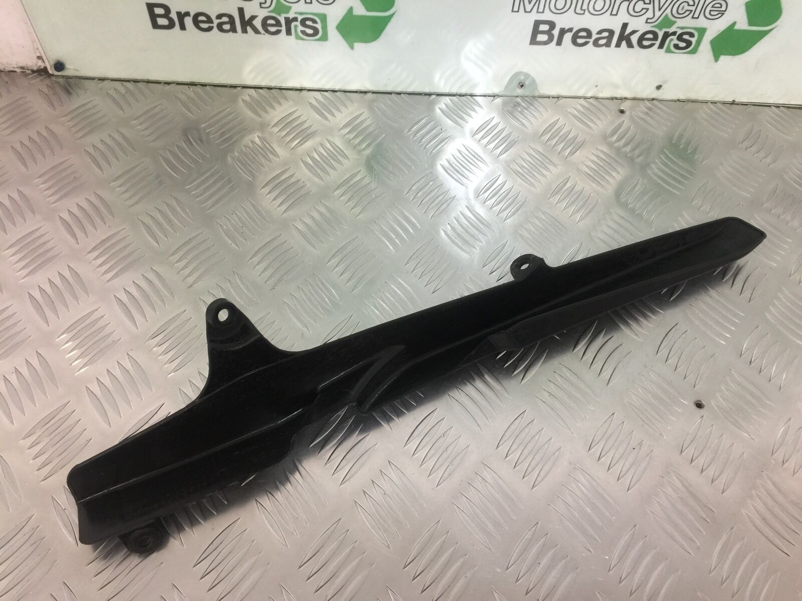 HONDA CBR600 RR CHAIN GUARD  YEAR 2005-2006 (STOCK 933)