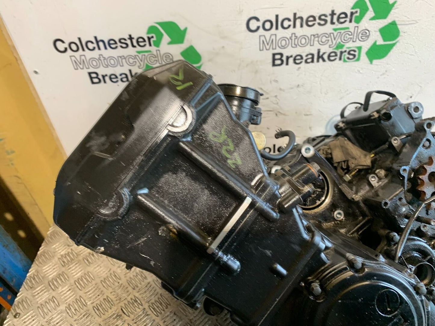 KAWASAKI ZZR1200 ZZR 1200 ENGINE  YEAR 2002-05 (STOCK 993)