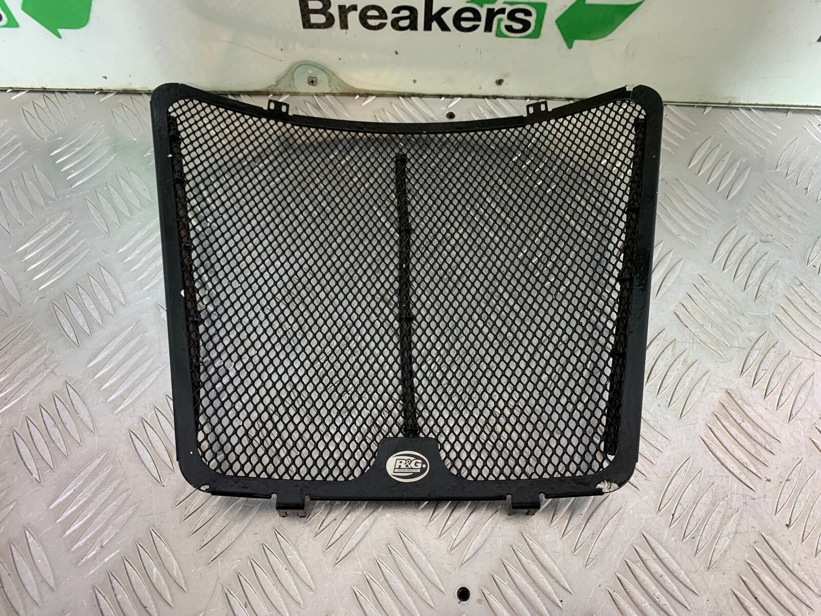 SUZUKI GSXR1000 GSXR 1000 RADIATOR GUARD   2009-2016 (CMB1049)
