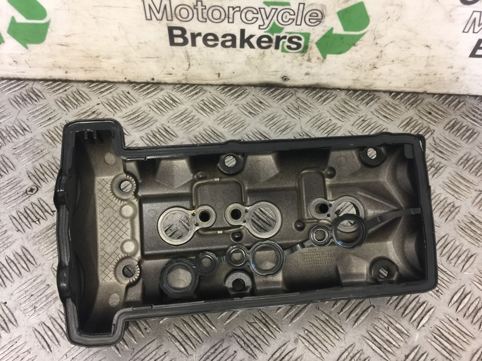 TRIUMPH TIGER 800 XCX ROCKER COVER   2018-2021 (STOCK 548)