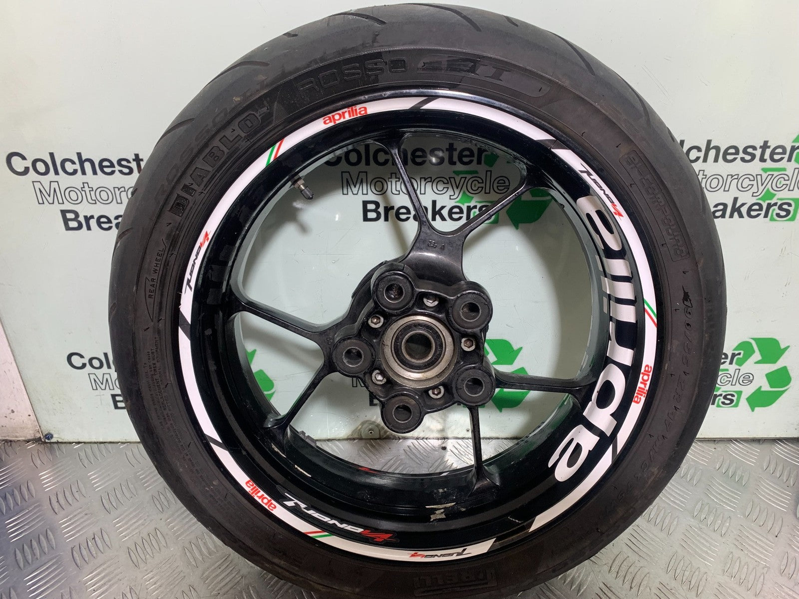 APRILIA TUONO 1000 V4 REAR WHEEL  YEAR 2013-2014 (CMB1239)