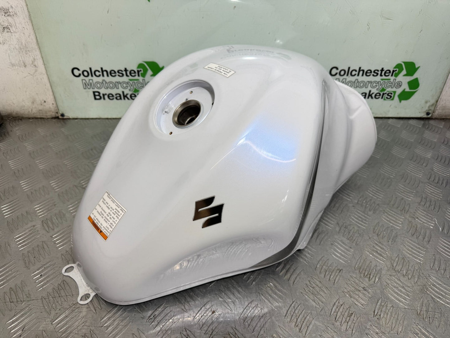 SUZUKI GSXR1300 GSXR 1300 HAYABUSA GEN 2 FUEL PETROL TANK YEAR 2008-2016