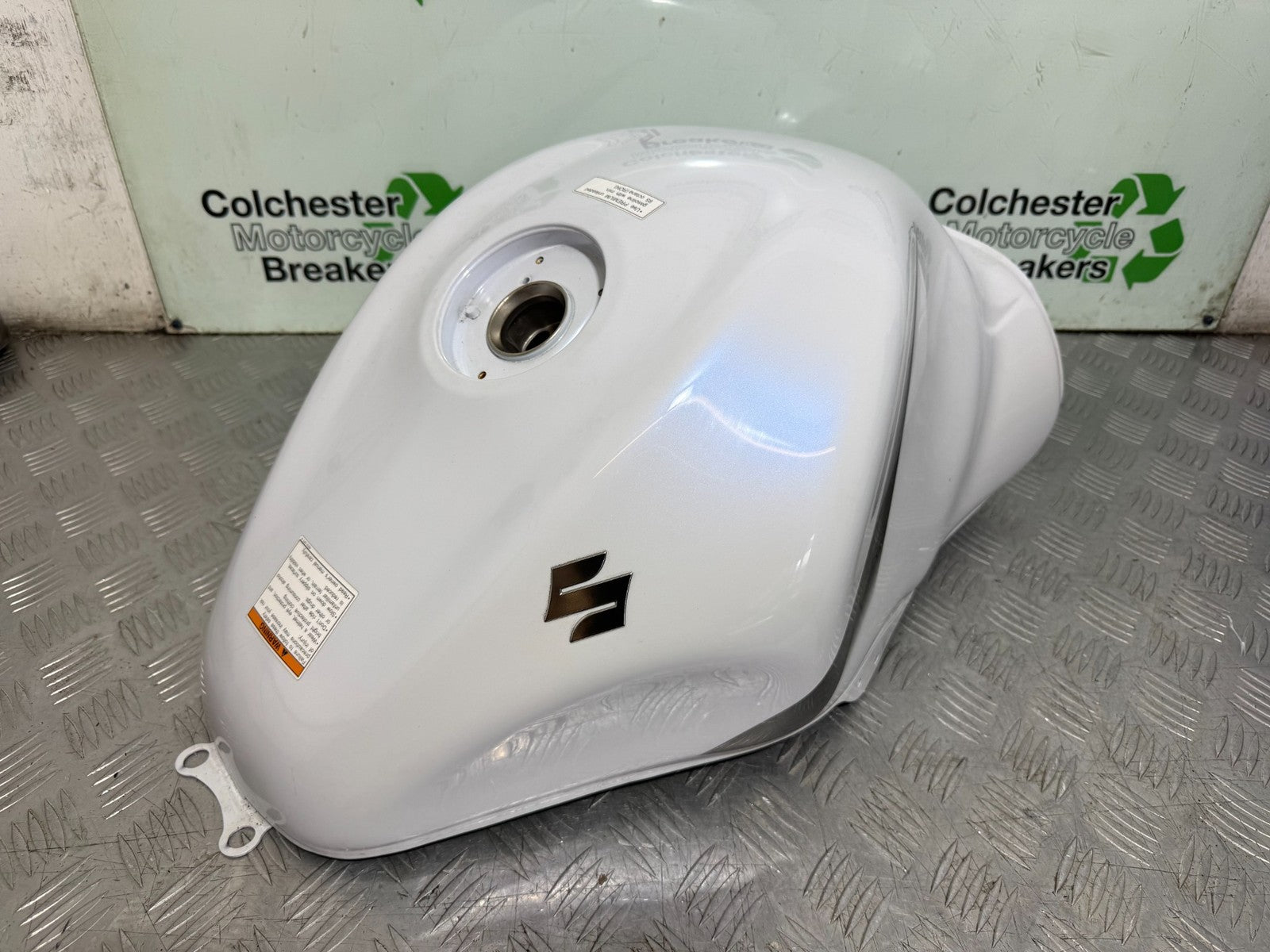 SUZUKI GSXR1300 GSXR 1300 HAYABUSA GEN 2 FUEL PETROL TANK YEAR 2008-2016