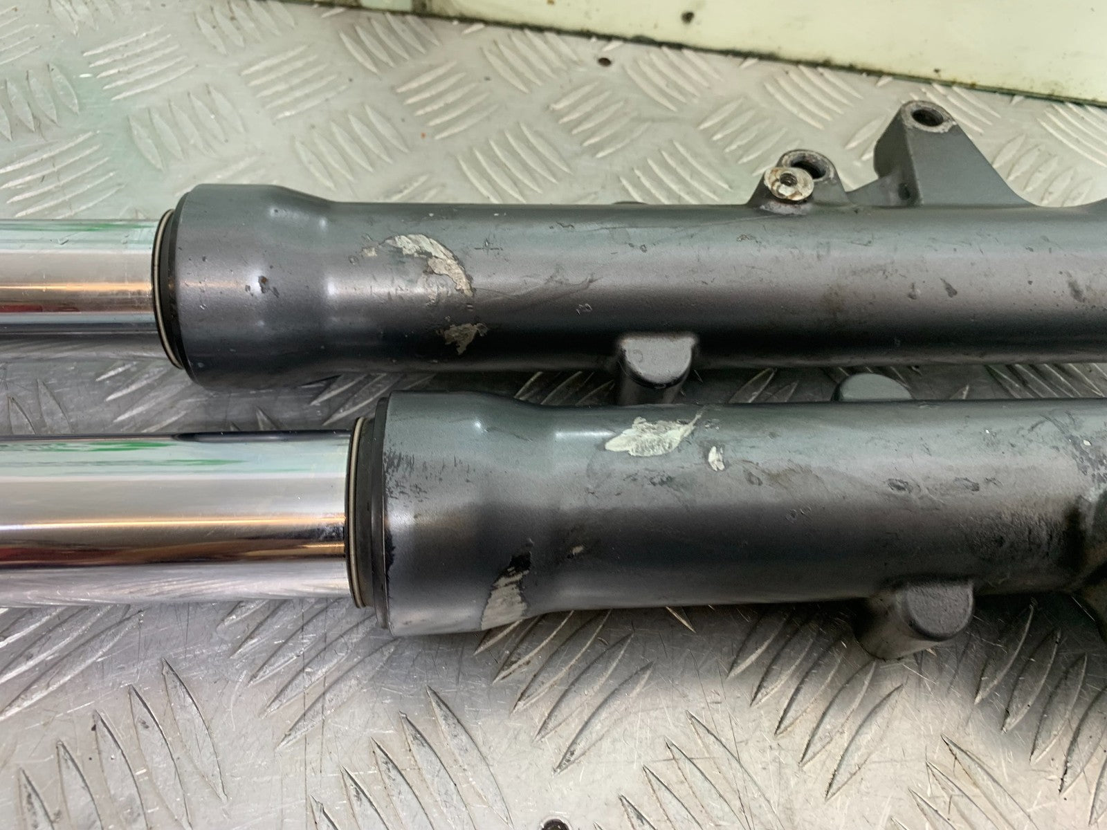 KAWASAKI ZZR1100 D FORKS  YEAR 1993-2001 (CMB1189)