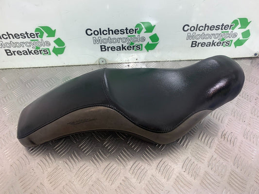 HARLEY DAVIDSON XL883 N IROD SEAT   YEAR 2020  (CMB1116)