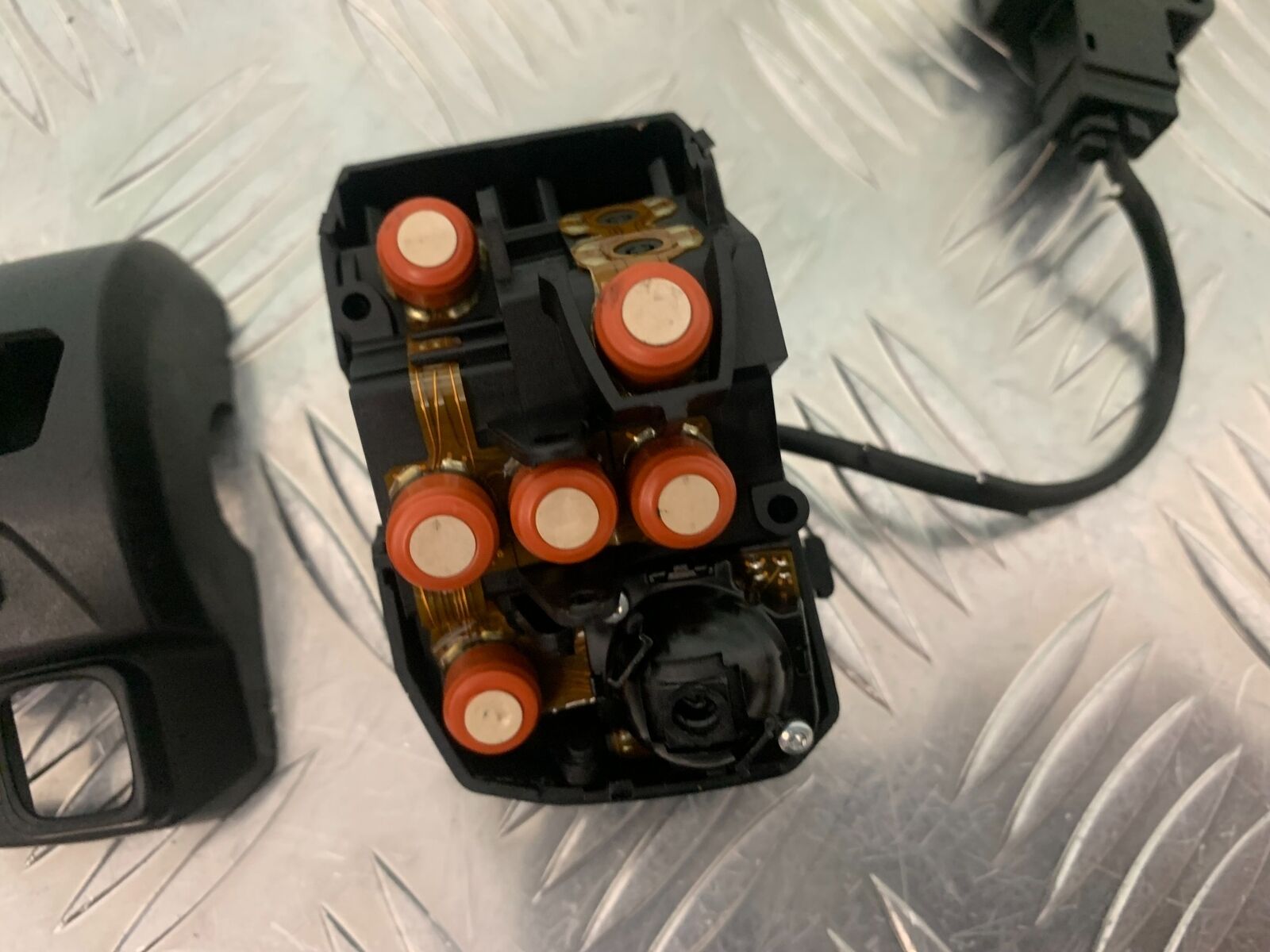 TRIUMPH 765 STREET TRIPLE RS LEFT SWITCH GEAR   YEAR 2018-2021 (STOCK 968)
