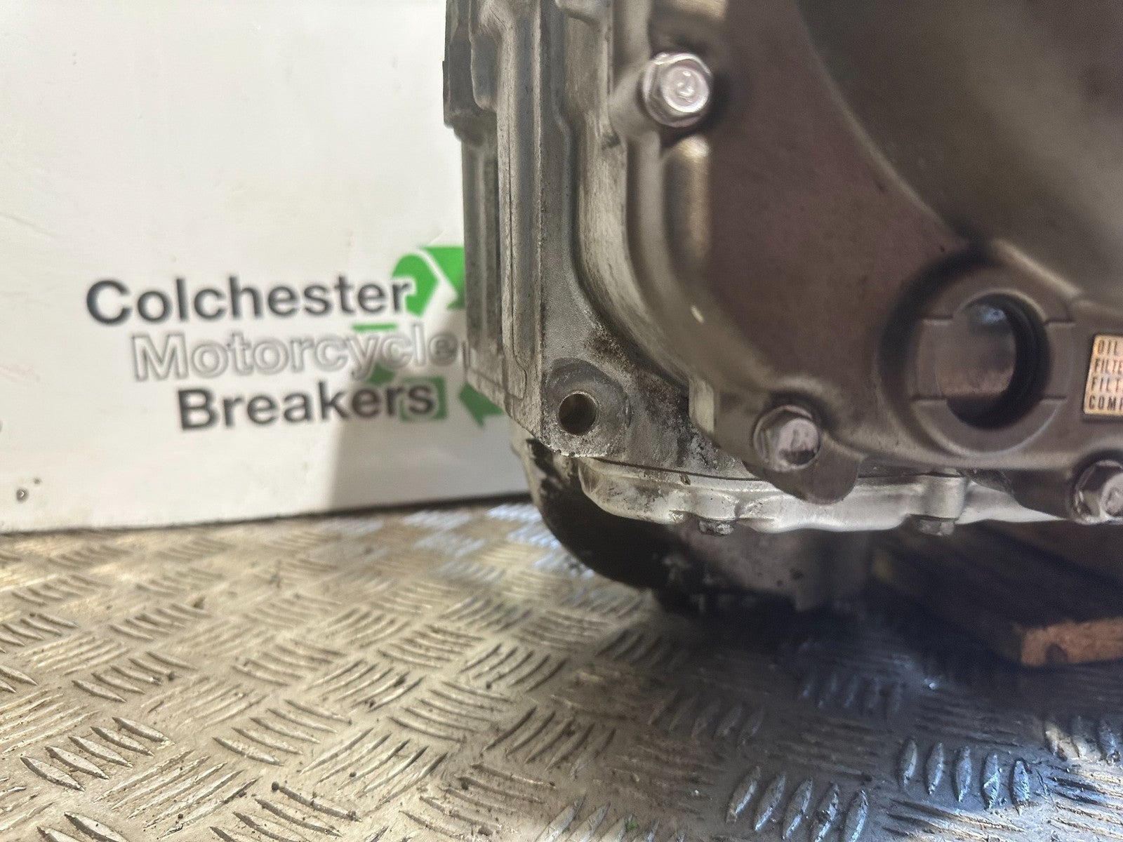 KAWASAKI ZX9R ZX9 E1 E2 ENGINE YEAR 2000-01  (CMB1171)