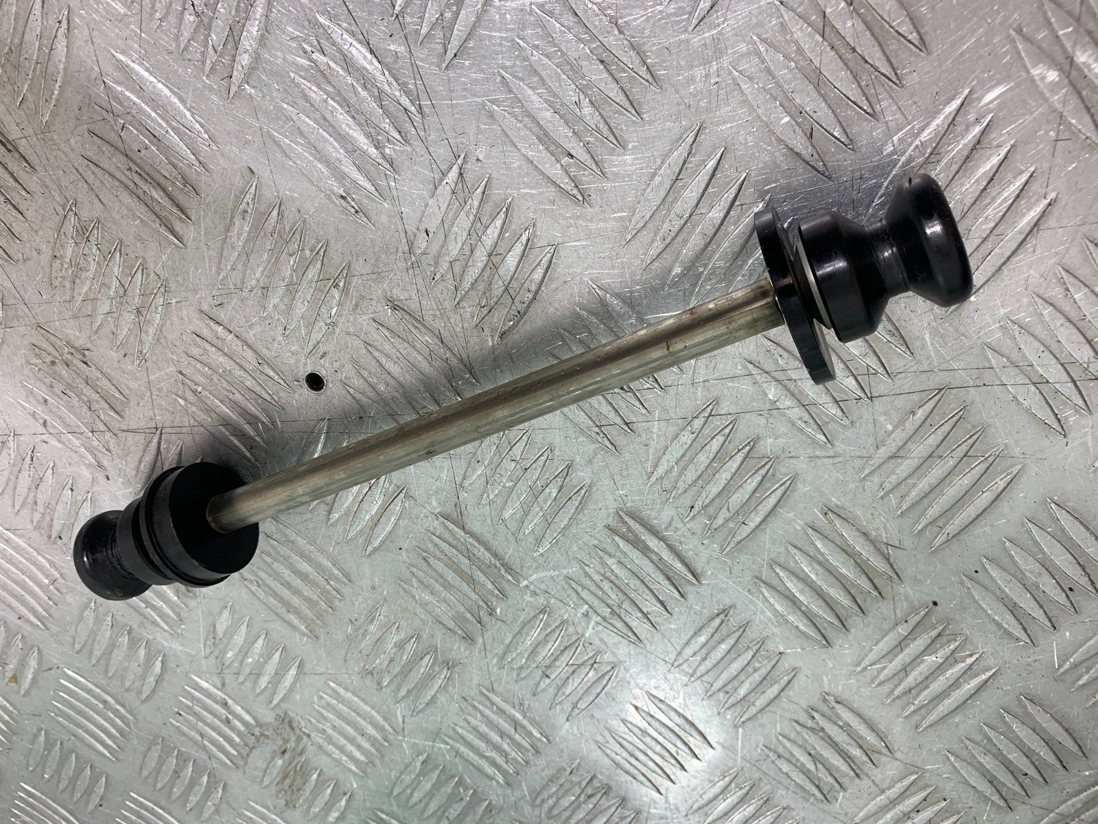 MV AGUSTA 800 F3 REAR WHEEL CRASH BOBBINGS   YEAR 2017-2019 (CMB1227)