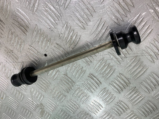 MV AGUSTA 800 F3 REAR WHEEL CRASH BOBBINGS   YEAR 2017-2019 (CMB1227)