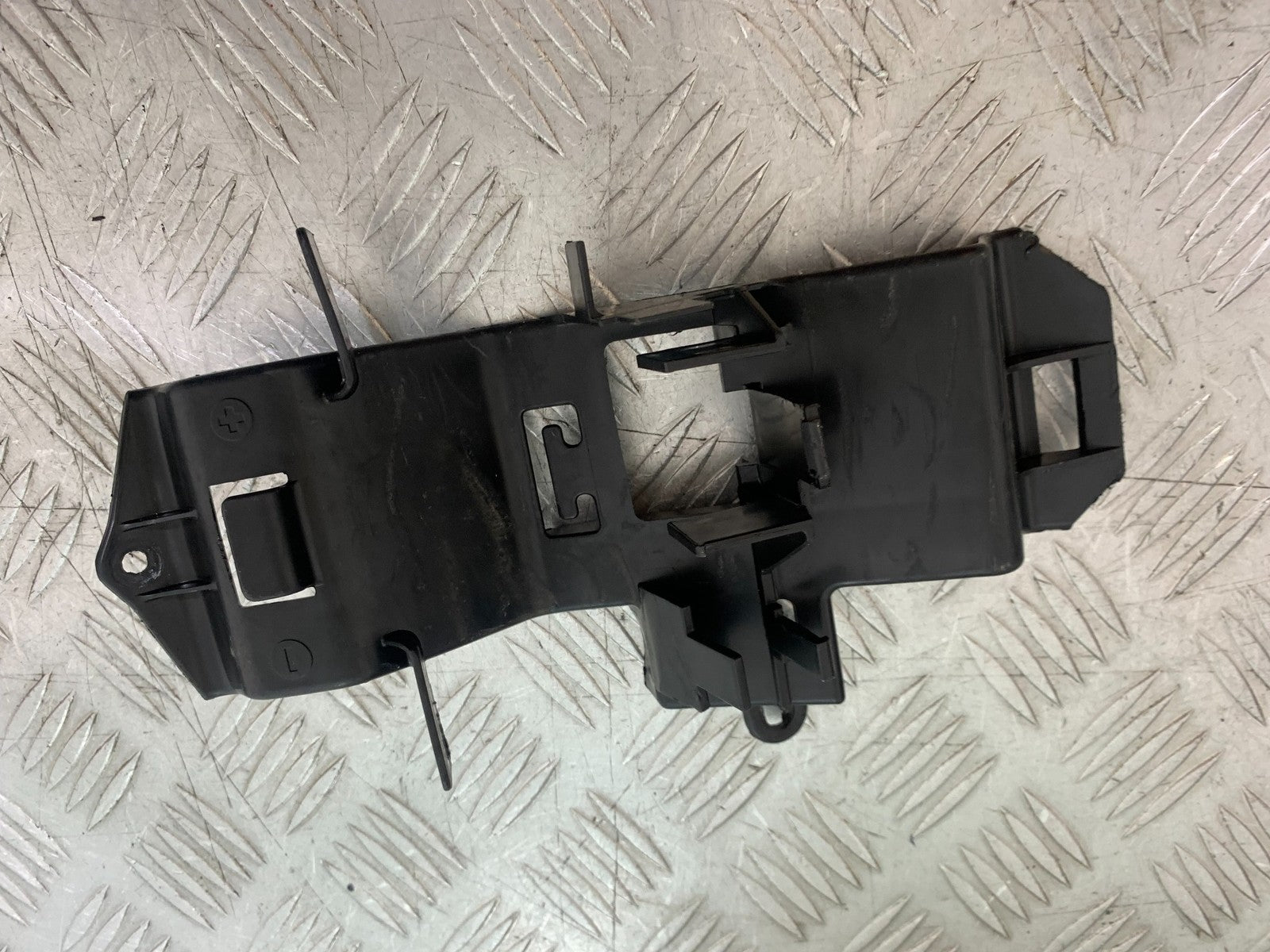 SUZUKI DL1000 V-STROM INFILL PANEL   YEAR 2014-2019 (CMB1325)