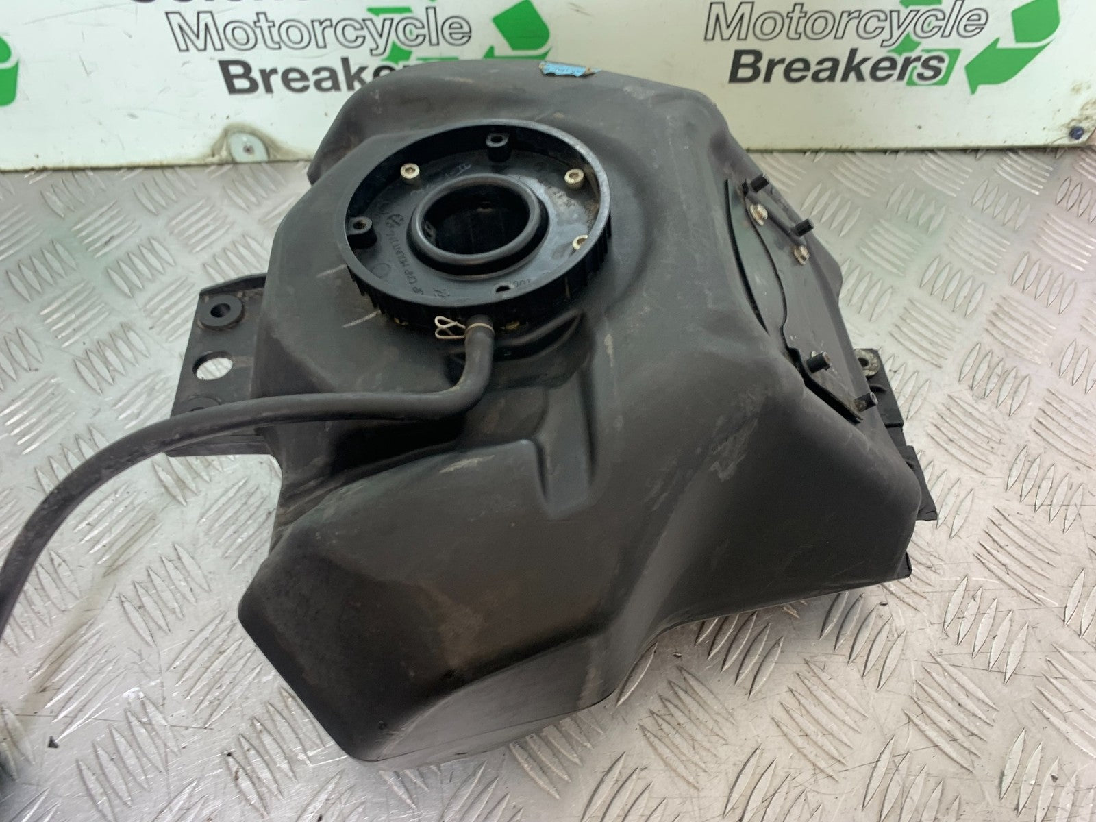 KTM DUKE 125 PETROL TANK  YEAR 2012-2016 (CMB1317)