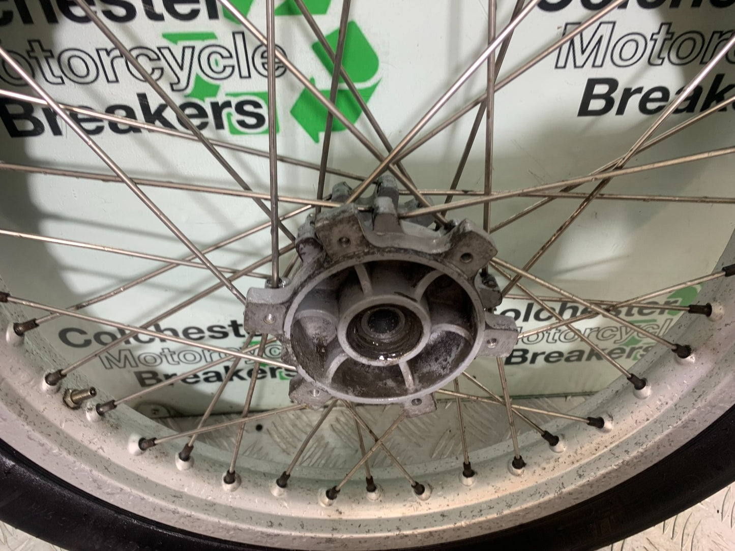 APRILIA 650 PAGASO STRADA FRONT WHEEL  YEAR 2005-2010 (CMB1260)