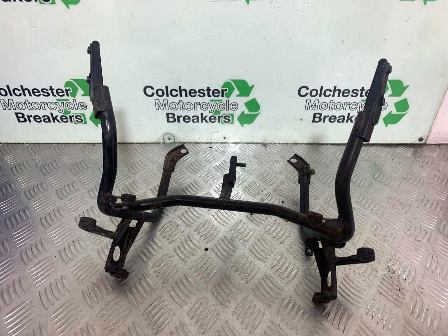 YAMAHA YZF600 YZF 600 THUNDERCAT FAIRING BRACKET  1996-2003 (CMB1134)