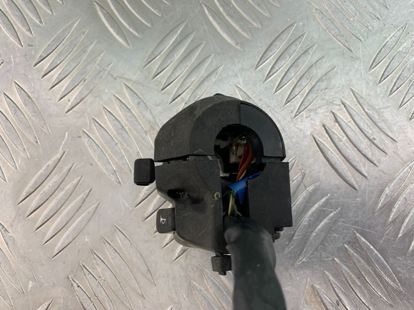 SUZUKI SV650 SV 650 LEFT SWITCH GEAR  YEAR 2003-2006 (CMB1024)