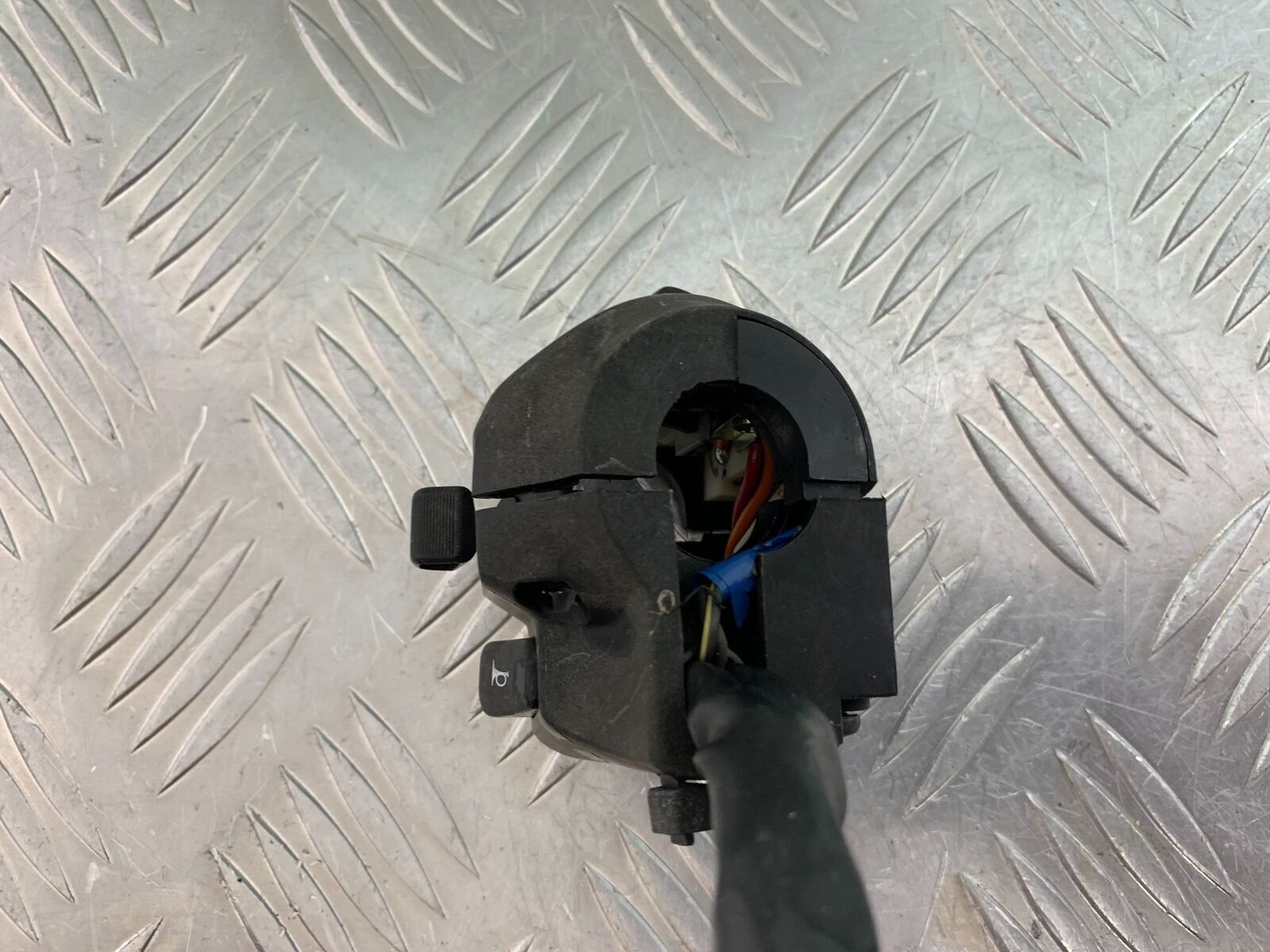 SUZUKI SV650 SV 650 LEFT SWITCH GEAR  YEAR 2003-2006 (CMB1024)