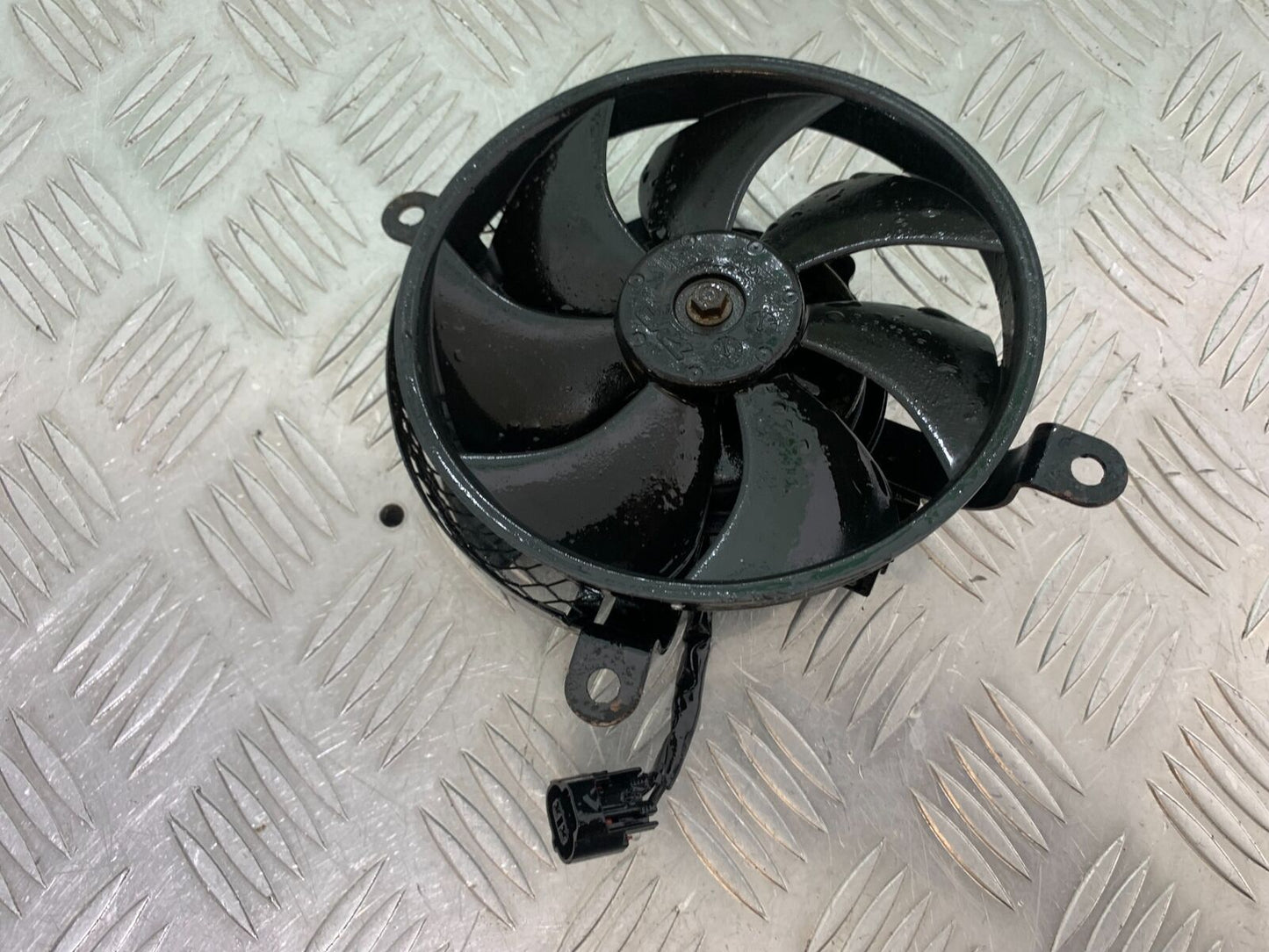 SUZUKI SV1000 SV 1000 K4 RADIATOR FAN YEAR 2003-2007 (CMB1042)