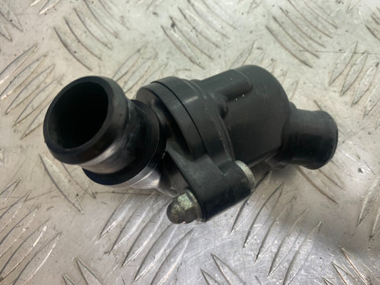 YAMAHA YZF R1 14 B BIG BANG THERMOSTAT  2009-14 (CMB1175)