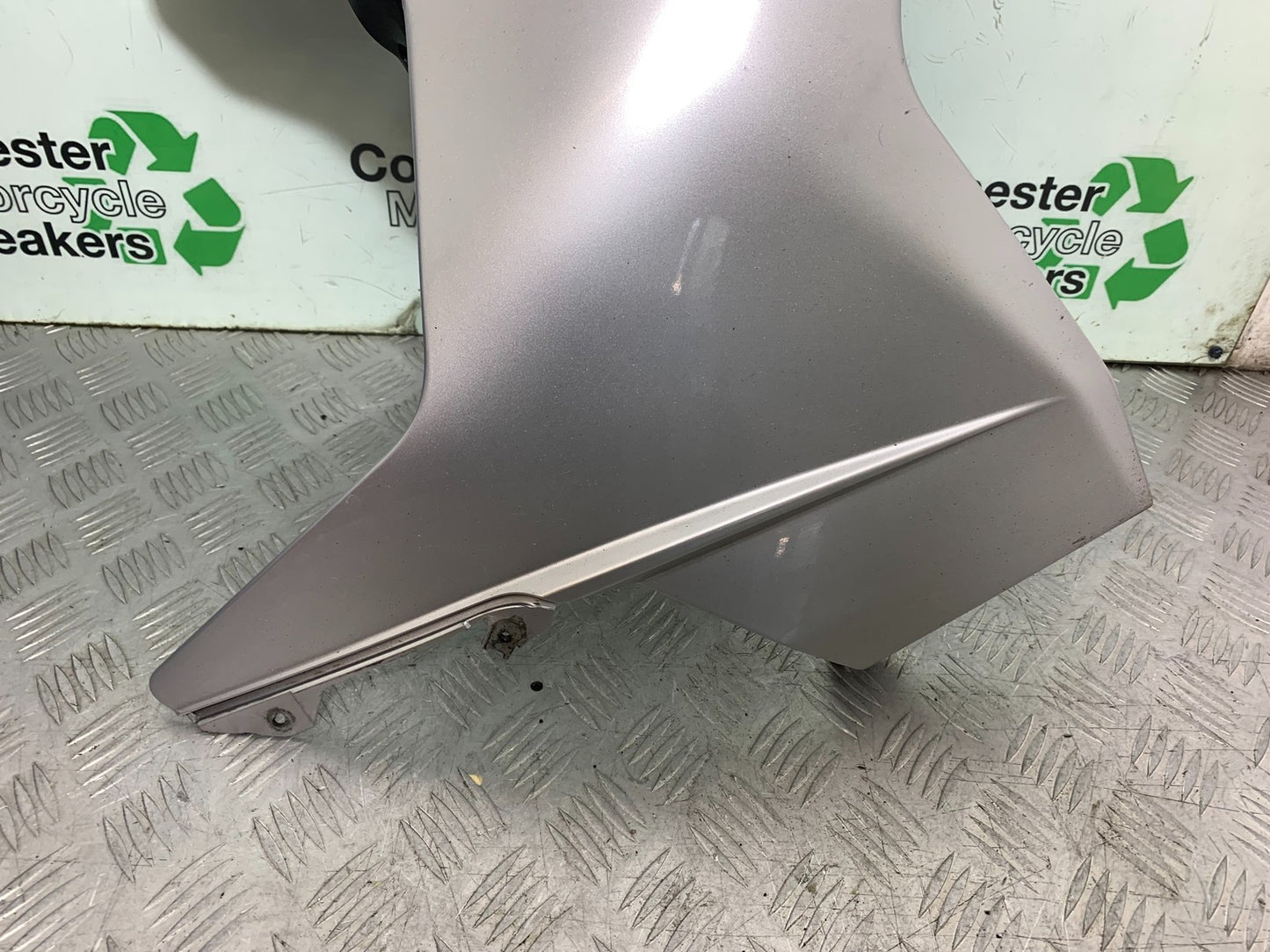 MV AGUSTA 675 F3 RIGHT FAIRING PANEL YEAR 2012-2016 (CMB1302)