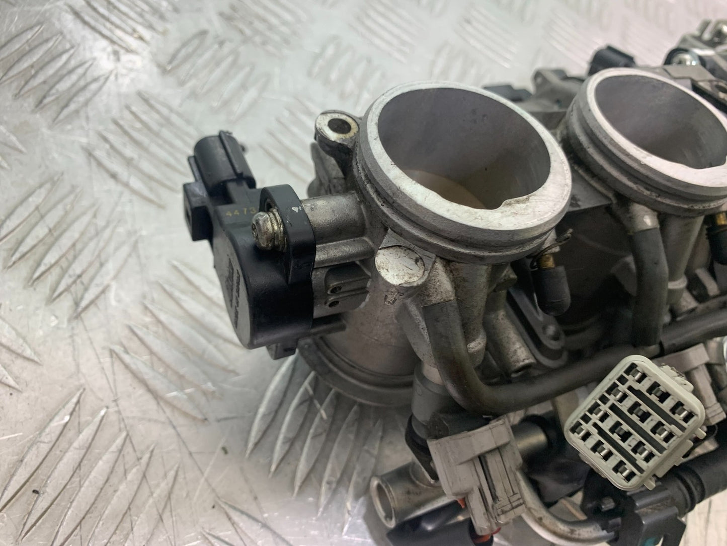 YAMAHA YZF R1 4C8 THROTTLE BODIES  YEAR 2007-2008 (CMB1237)