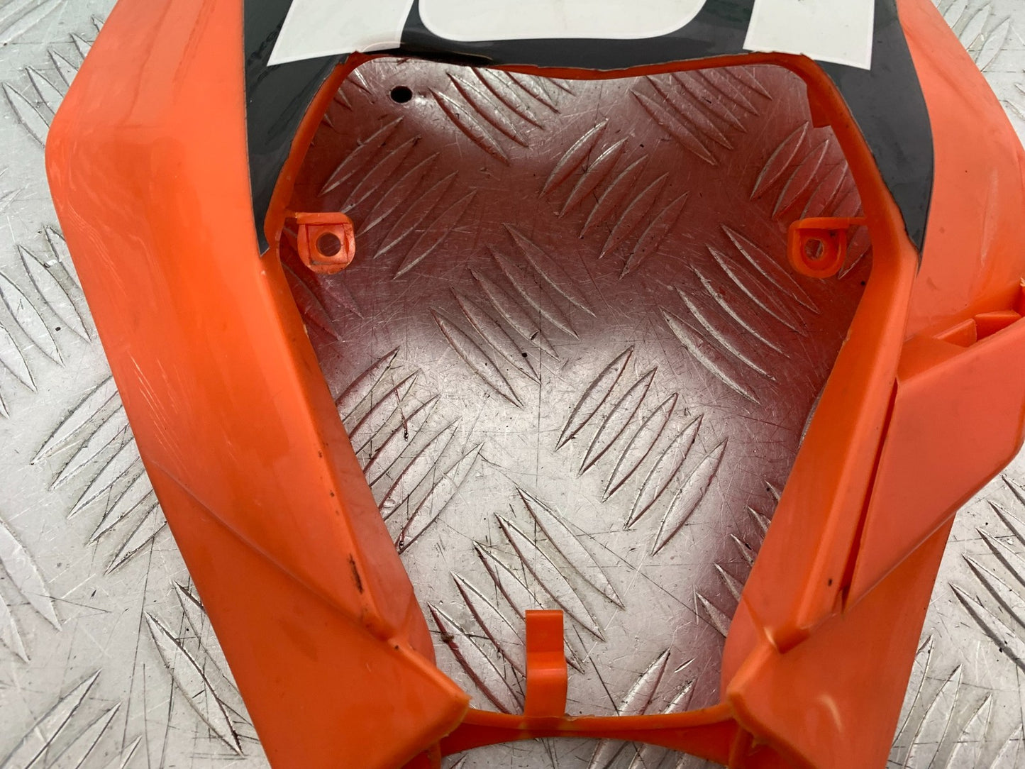 QINGQI QM125 GY-2B HEADLIGHT COWL YEAR 2016 (CMB1228)