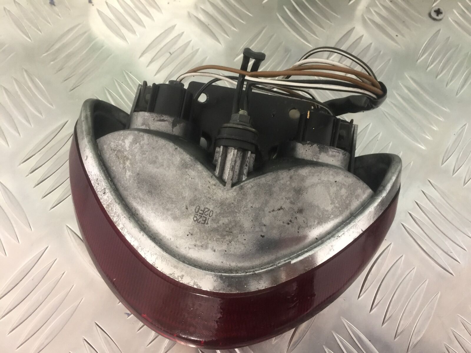 SUZUKI SV650 SV 650 REAR LIGHT  YEAR 1999-2002 (STOCK 919)