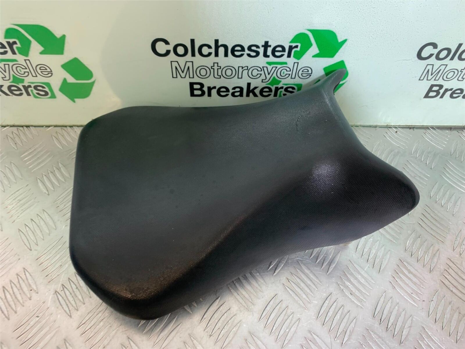 SUZUKI SV1000 SV 1000 K4 FRONT SEAT YEAR 2003-2007 (CMB1042)