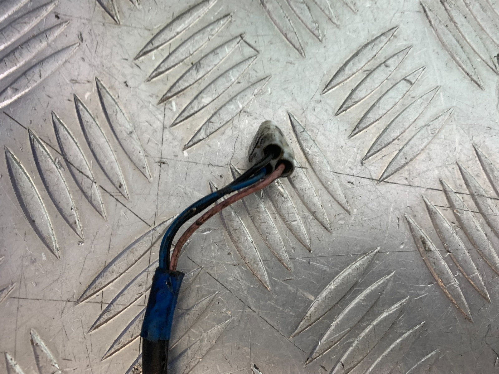APRILIA TUONO 1000 V4 NETURAL SWITCH   YEAR 2013-2014  (CMB1239)
