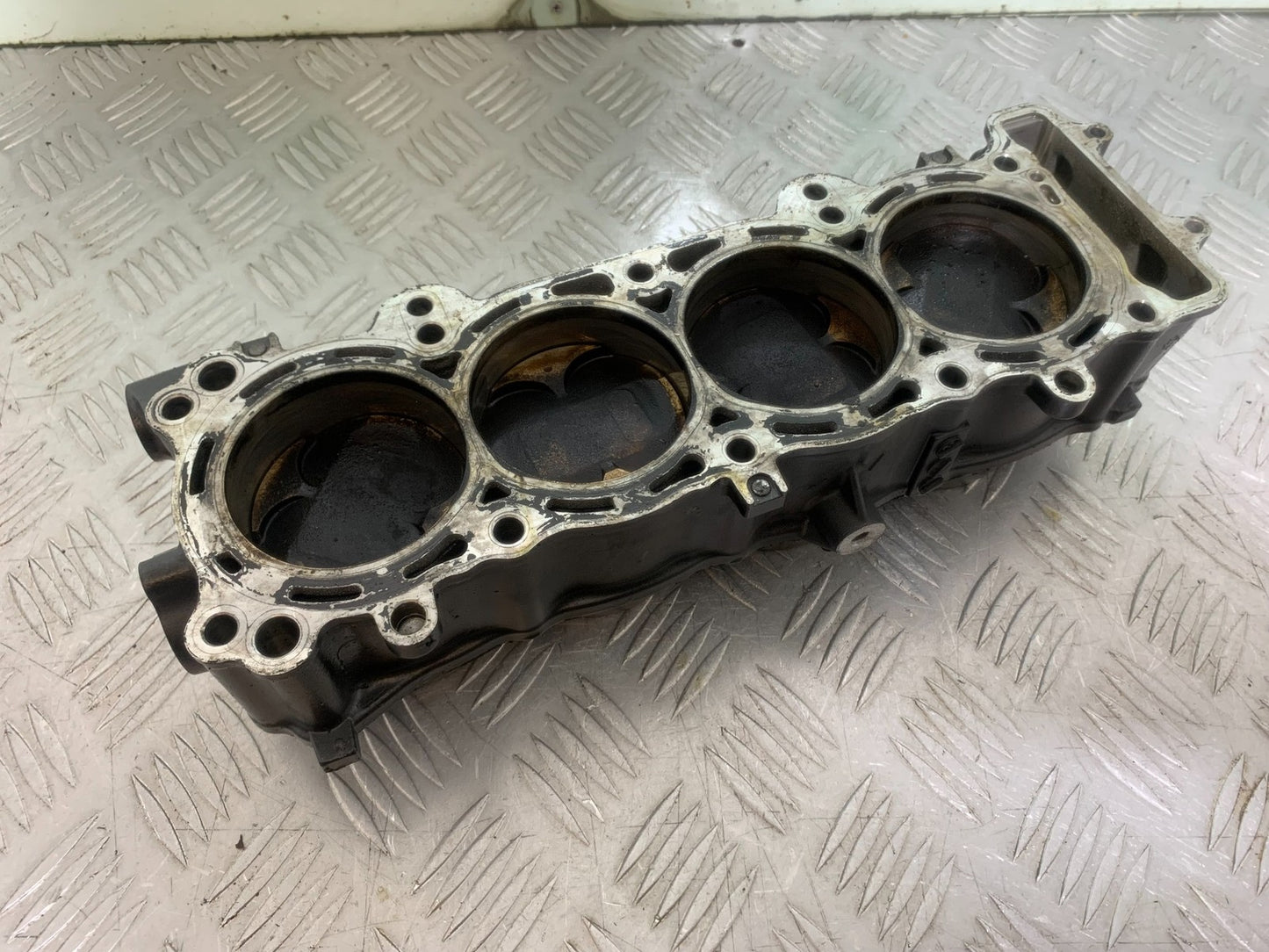 HONDA CBR1000 rr FIREBLADE BARRELS AND PISTONS  2008-2011 (CMB1253)