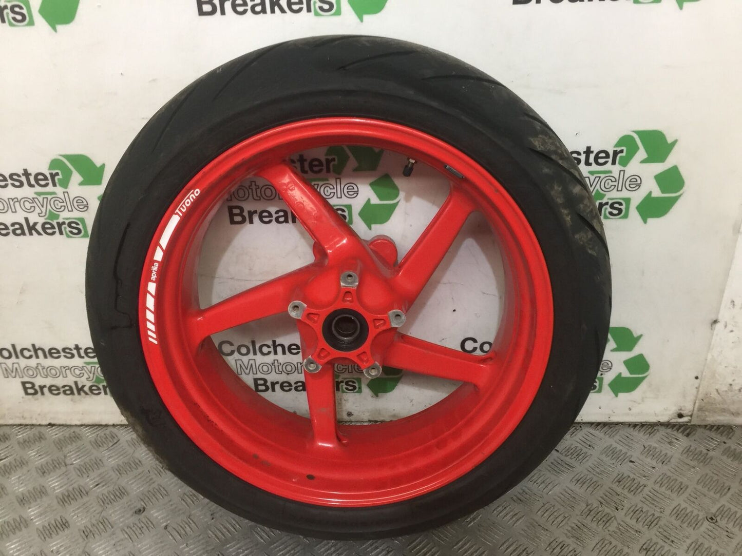 APRILIA TUONO 1000 REAR WHEEL  YEAR 2003-2004 (STOCK 767)
