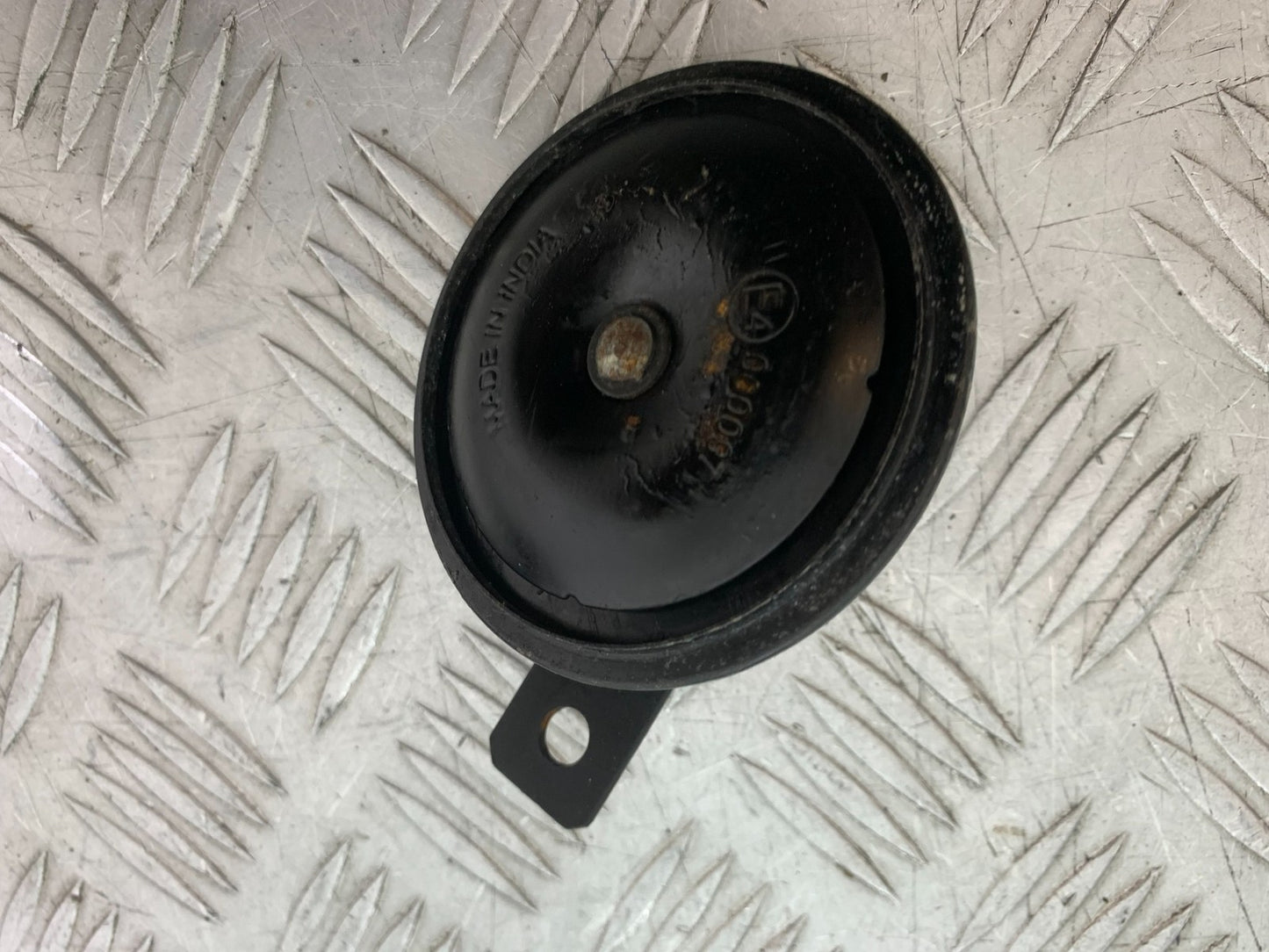 KTM DUKE 390 HORN AND BRACKET YEAR 2017- 2023 (CMB1314)