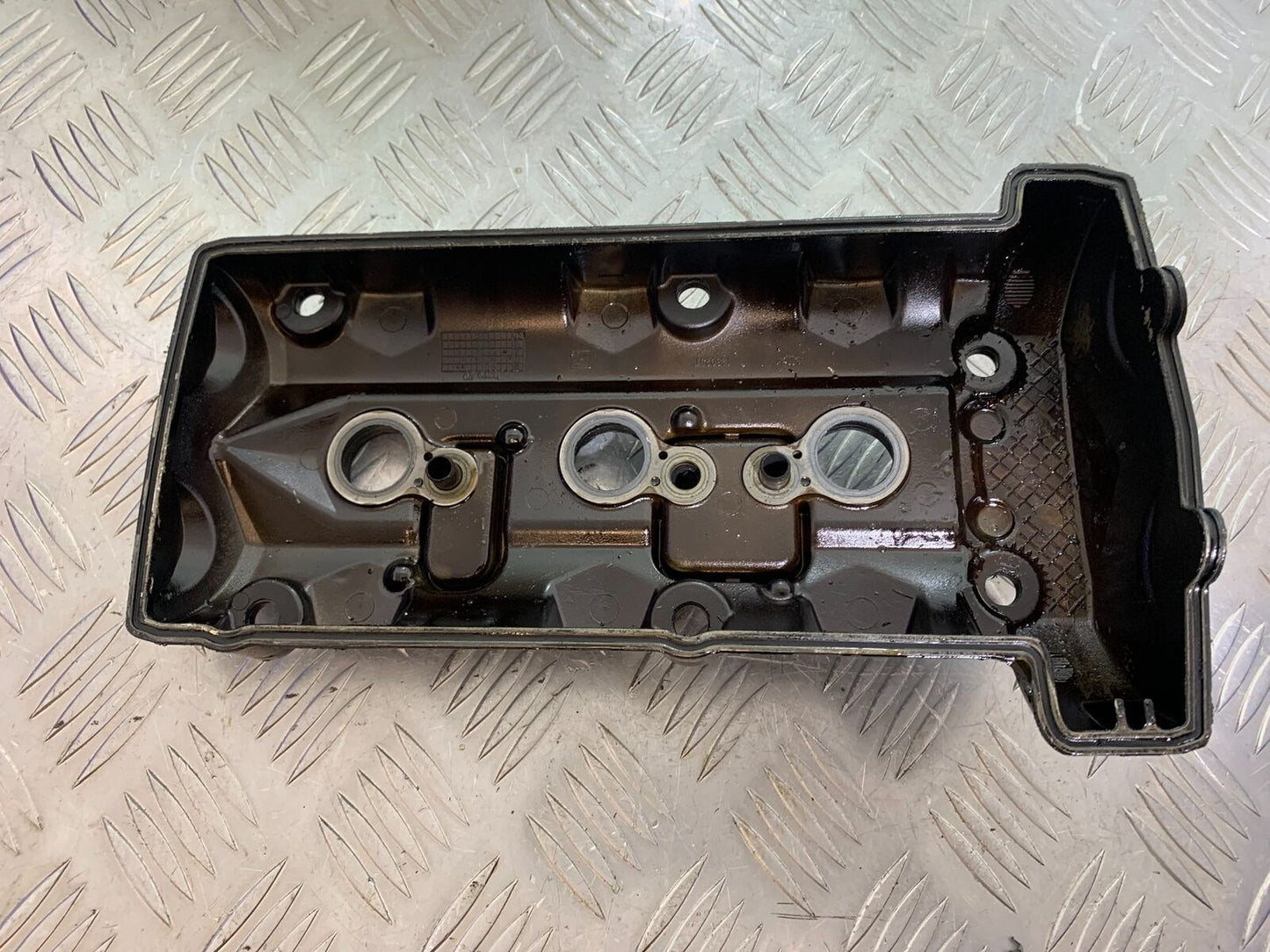 TRIUMPH 765 STREET TRIPLE RS ROCKER COVER  YEAR 2018-2021 (STOCK 968)