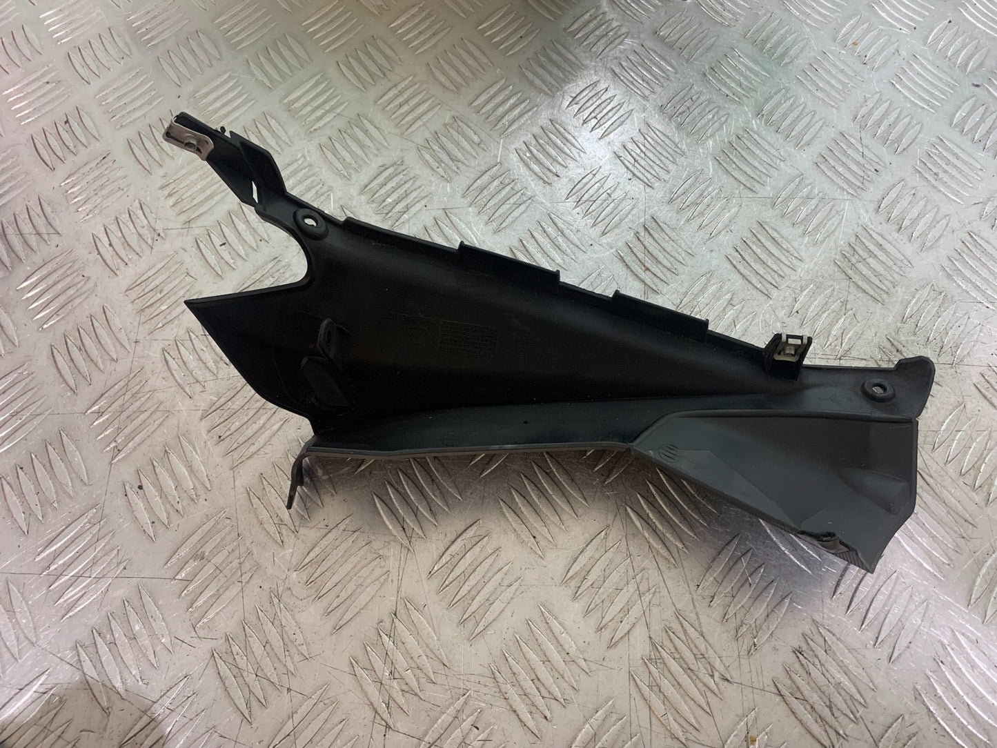 APRILIA RSV4 FACTORY LEFT AIR TUBE COVER  YEAR 2009-2012 (CMB1224)