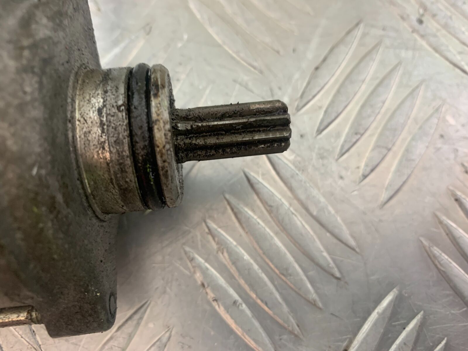 SUZUKI GSXR1000 K1 K2 STARTER MOTOR  YEAR 2001 (STOCK 753)